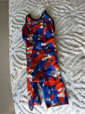 Arena Tech Suit